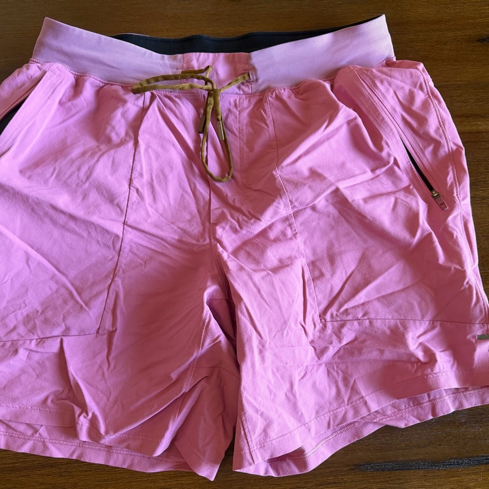 Lululemon Men’s License to Train